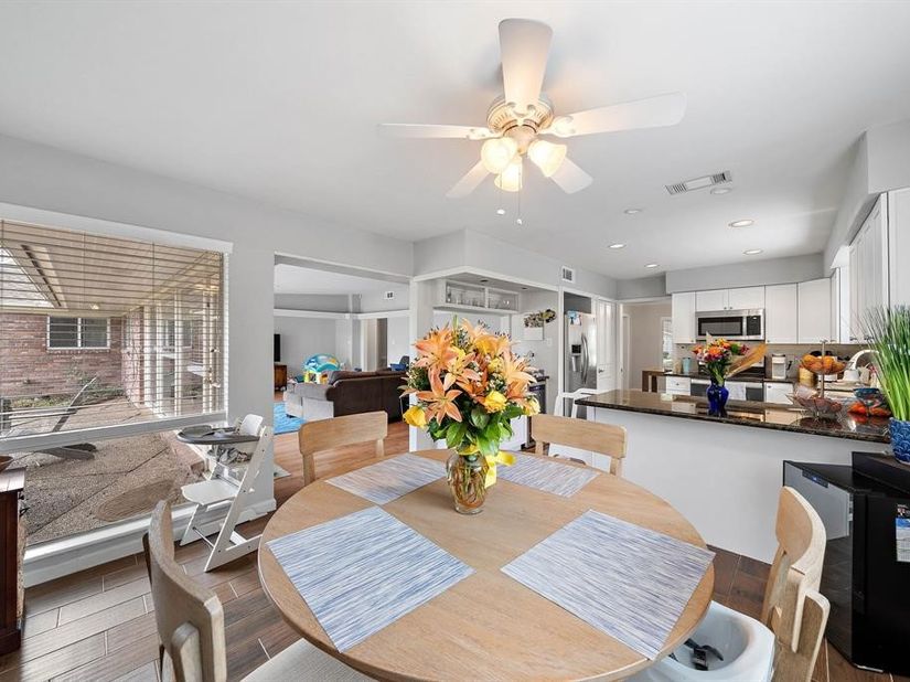 4922 Braesvalley Drive, Houston TX 77096