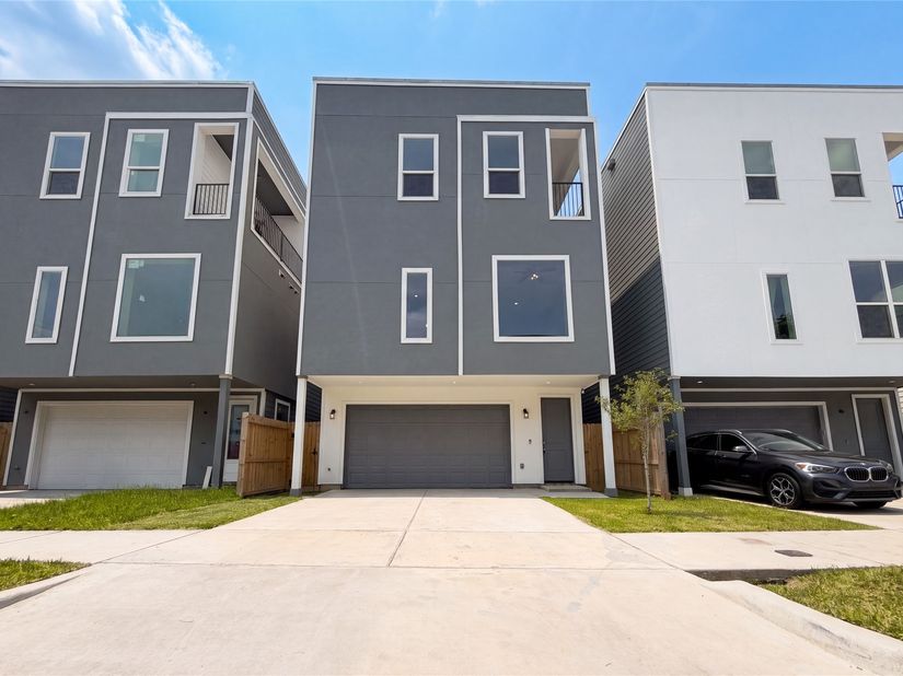 4704 Ward Street, Houston TX 77021