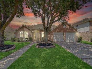 14810 Mission Hills Drive