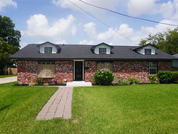 8418 Colonial Lane Lane, Houston TX 77051