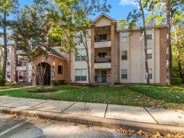 8051 Bay Branch Drive 314, The Woodlands TX 77382