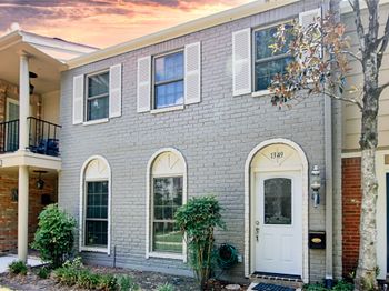 1349 Country Place Drive