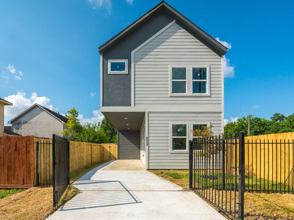 4512 Ward Street, Houston TX 77021