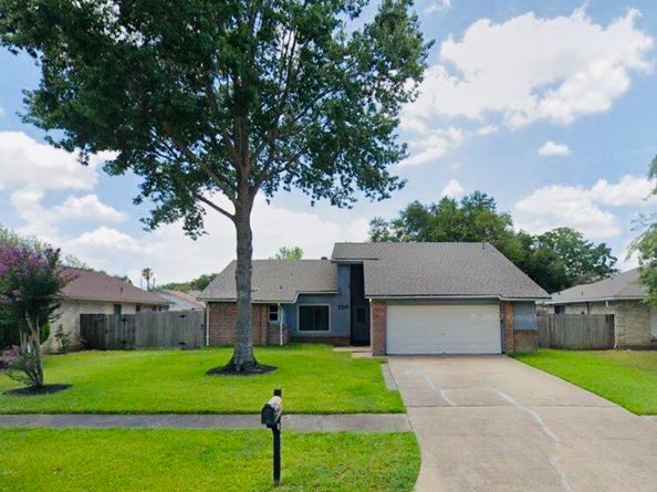 7215 La Entrada Drive, Houston TX 77083