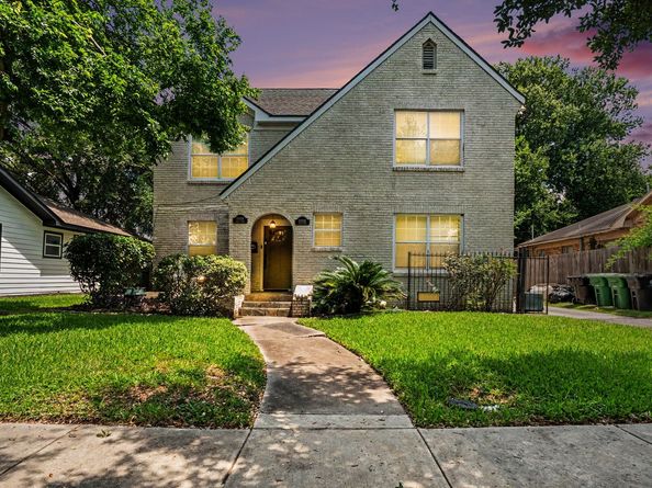 3005 Arbor Street, Houston TX 77004