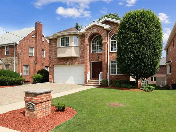 604 Abbott Ave, Ridgefield NJ 07657