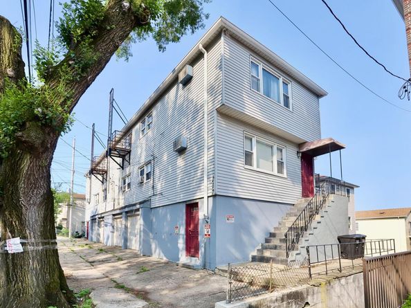 252A North St 201, Jersey City NJ 07307