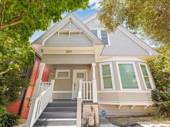 2207 E 21St St, Oakland CA 94606