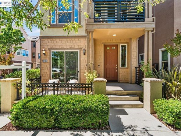 2707 Hollingbury Cmn, Livermore CA 94550