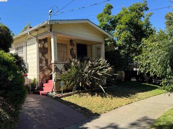 2233 85th Ave