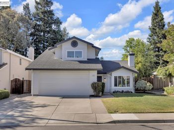 7331 Elmwood Cir