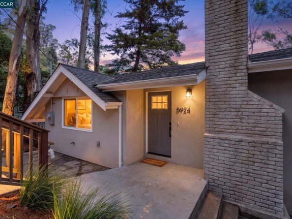 5924 Balboa Dr, Oakland CA 94611