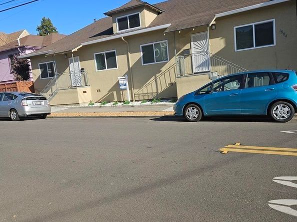 1804 Derby ST, Berkeley CA 94703
