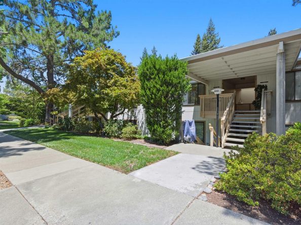 1400 Ptarmigan Dr 5, Walnut Creek CA 94595