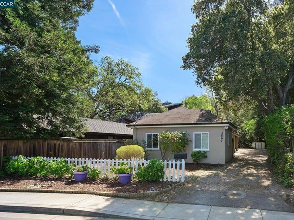 3597 Walnut St, Lafayette CA 94549