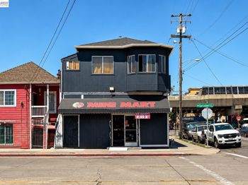 3338 San Leandro St
