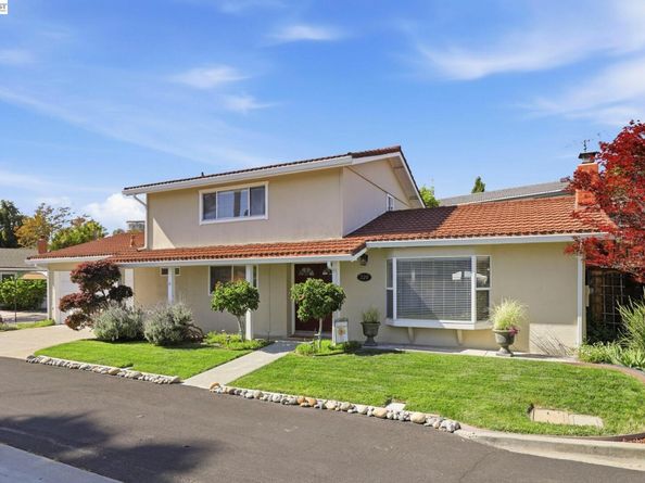 320 Appian Way, Union City CA 94587