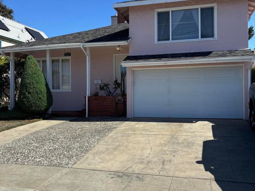 444 28TH St, Richmond CA 94804