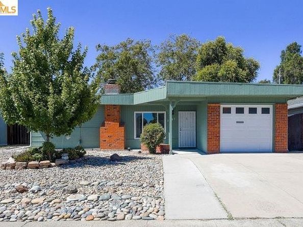 2081 Brook St, Concord CA 94520