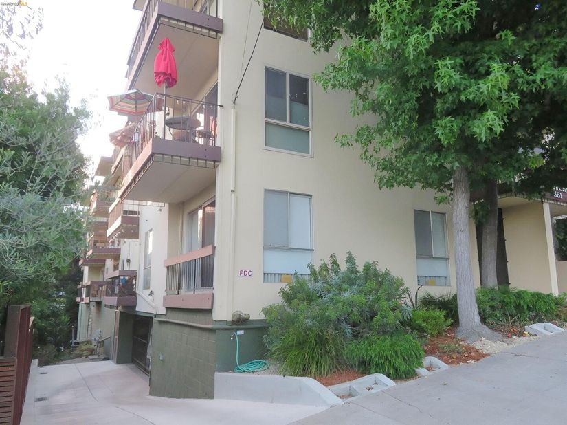 551 Jean St 410, Oakland CA 94610