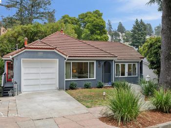 15 Edgecroft Rd
