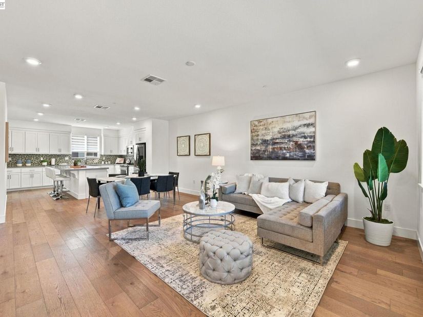 29468 Urbia Way, Hayward CA 94544