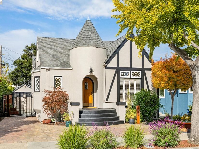 1823 Moreland Dr, Alameda CA 94501