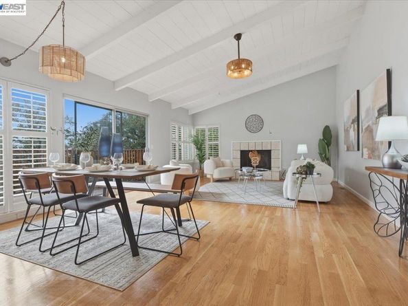 6130 Harbord Dr, Oakland CA 94611