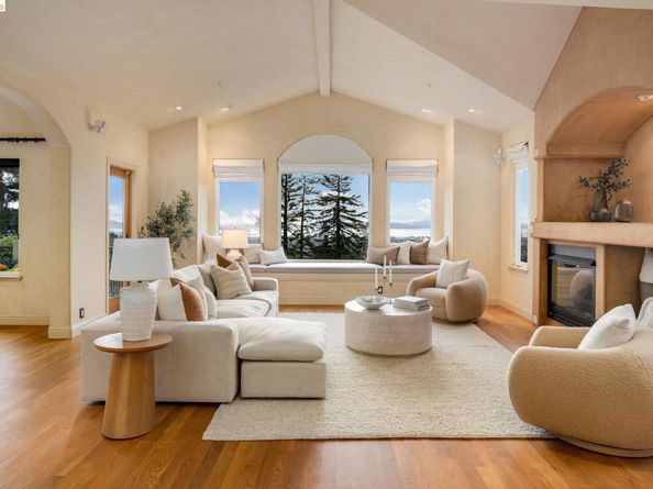 6257 Virgo Rd, Oakland CA 94611