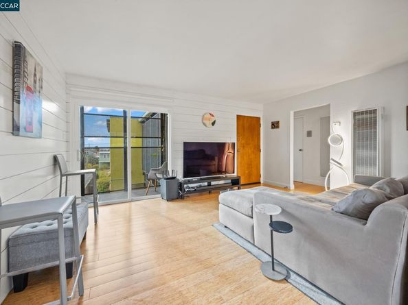 2327 10th Street 4, Berkeley CA 94710