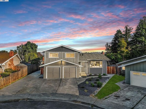 1933 Riverbank, Castro Valley CA 94546