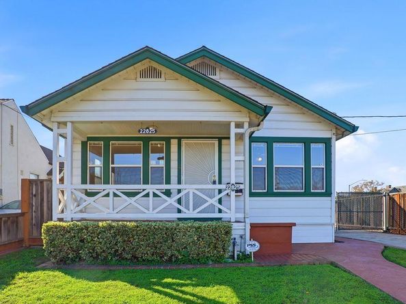 22825 Watkins St, Hayward CA 94541