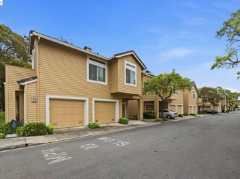 5246 Tacoma Cmn