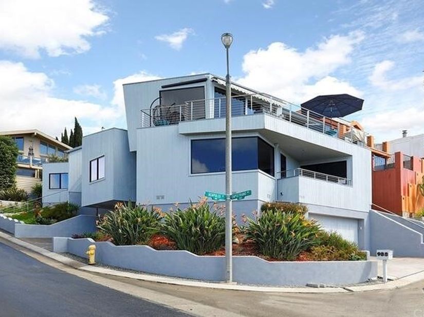 988 Acapulco, Laguna Beach CA 92651