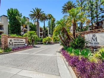 5500 Owensmouth Avenue