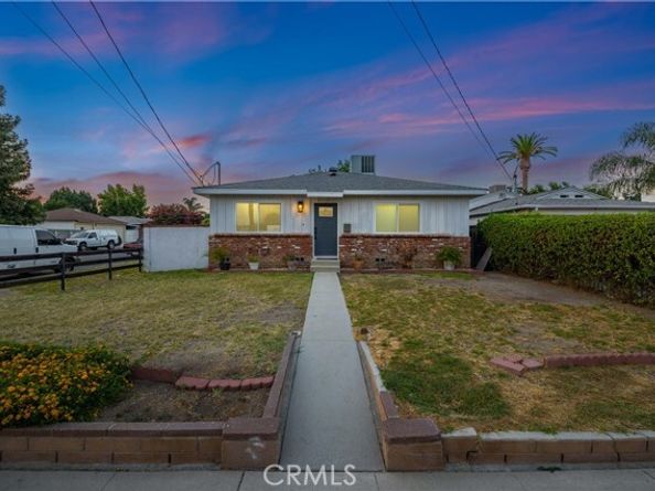 18557 Napa Street, Northridge (los Angeles) CA 91324