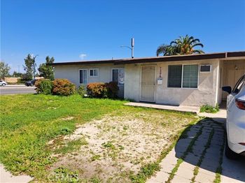 1206 S Palm