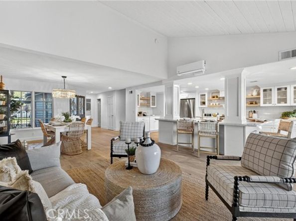 18 Malaga Place East, Manhattan Beach CA 90266