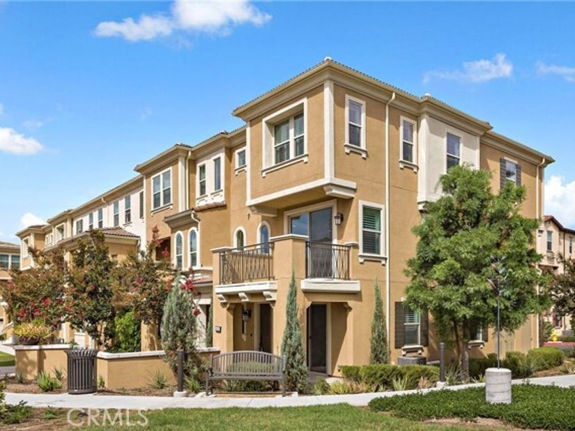 410 Coyote Pass, Lake Forest (el Toro) CA 92610