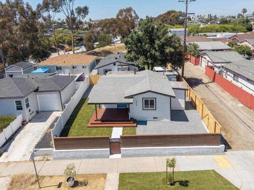 4020 Dwight St, San Diego CA 92105