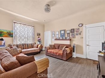 1664 W 12th