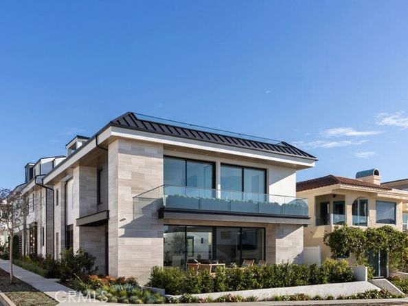 220 Carnation Avenue, Corona Del Mar (newport Beach) CA 92625