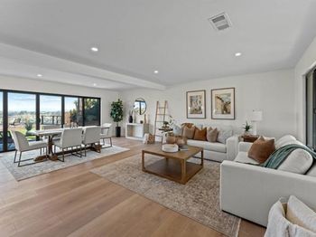 5777 Desert View Dr.