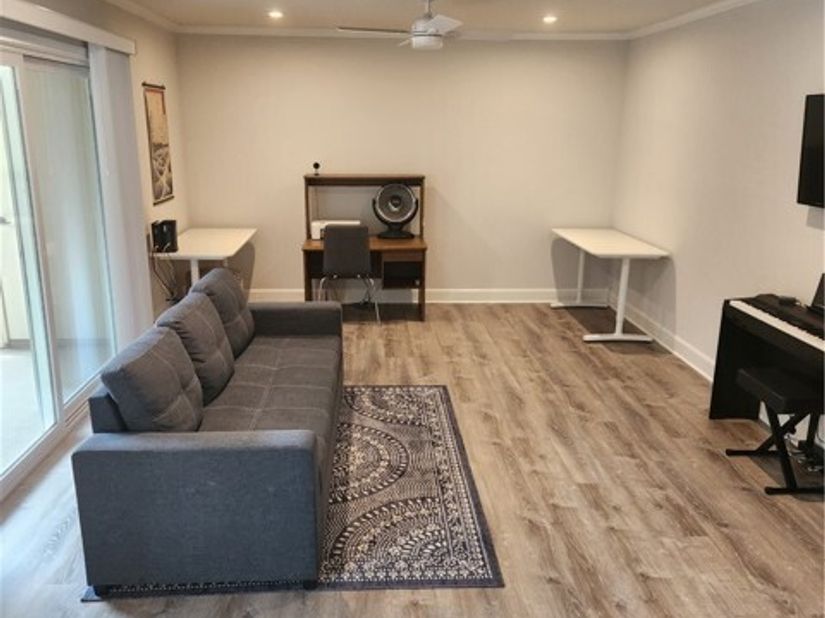 8515 Villa La Jolla Drive F, La Jolla (san Diego) CA 92037
