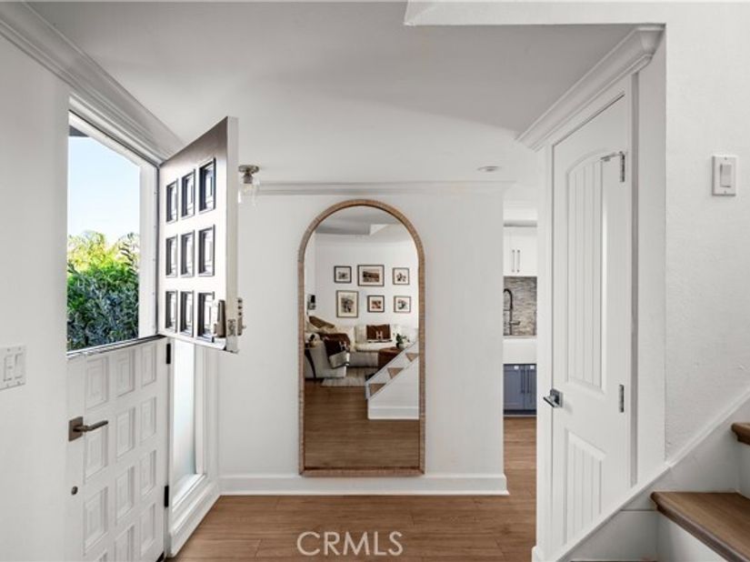 368 Genoa, Costa Mesa CA 92627