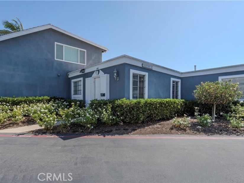 160 Yorktown, Costa Mesa CA 92626