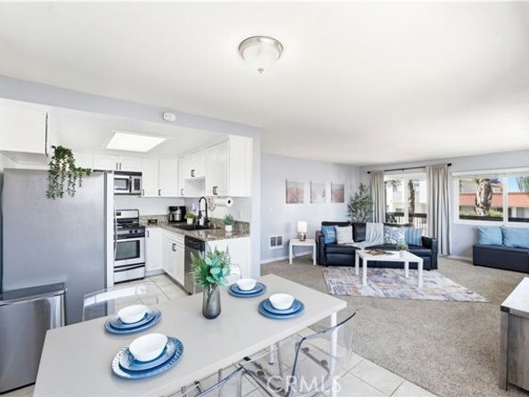 741 W 24th 2, San Pedro (los Angeles) CA 90731