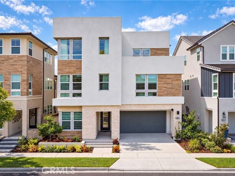 281 Burwood, Lake Forest (el Toro) CA 92630