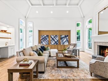 7  Royal Terrace Court 