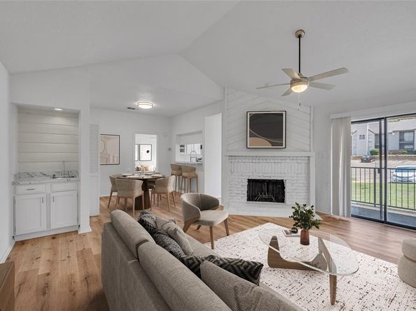 6034  Stoneybrook Drive , Fort Worth Texas 76112